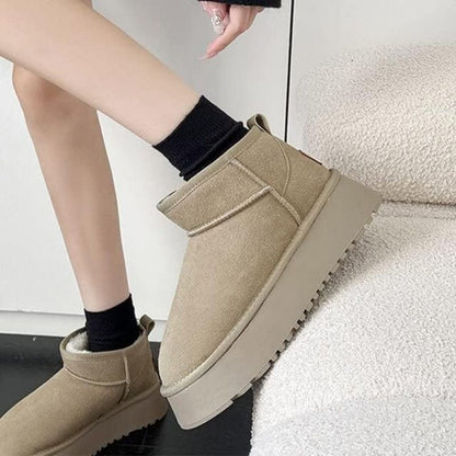 FrostPeak - Winter Comfort Boot